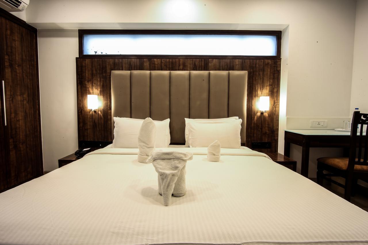 Golden Chariot The Boutique Hotel Mumbai Eksteriør bilde